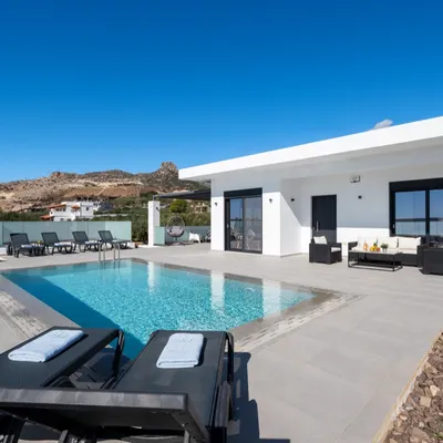 About Blue Ferma Villa